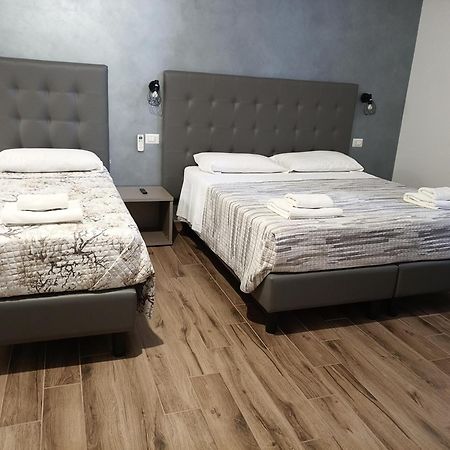 Angi Home Рим Екстер'єр фото