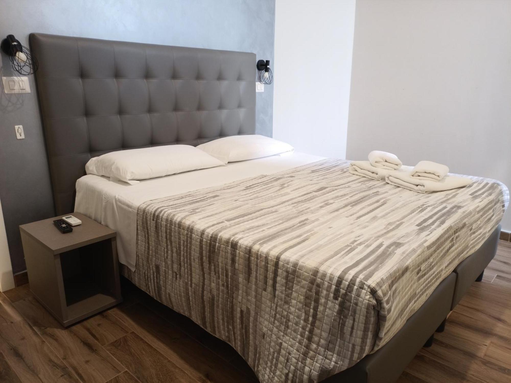 Angi Home Рим Екстер'єр фото