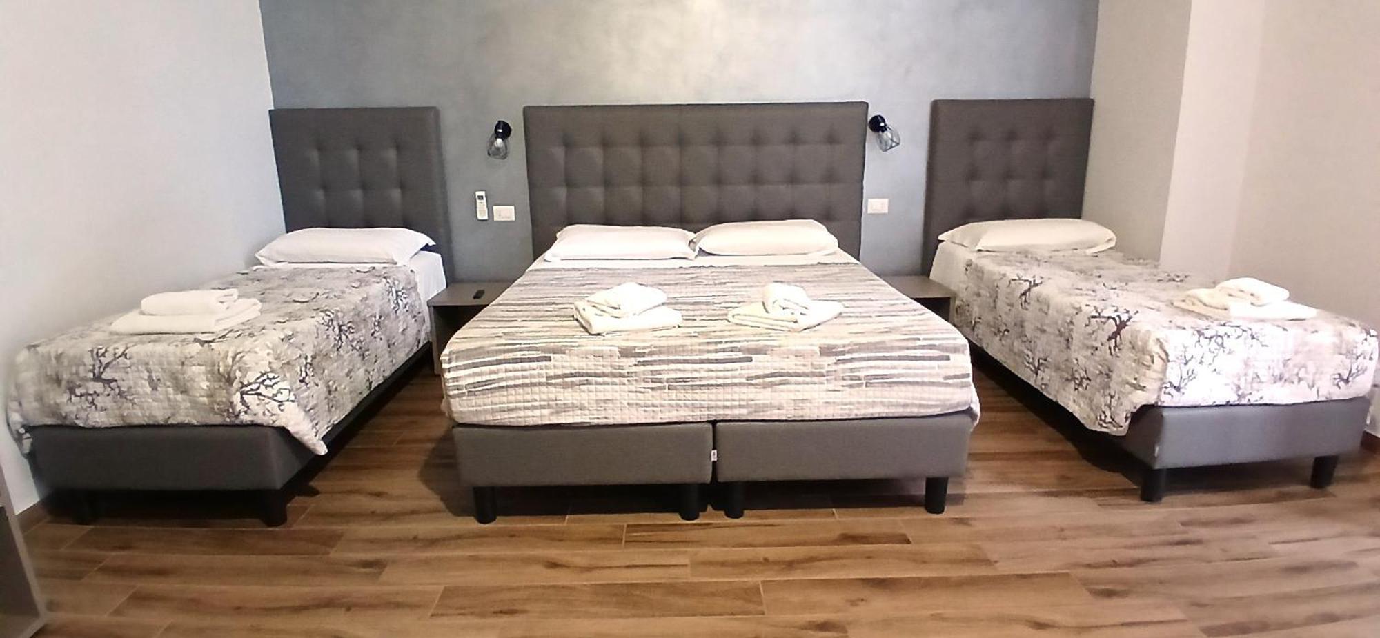 Angi Home Рим Екстер'єр фото