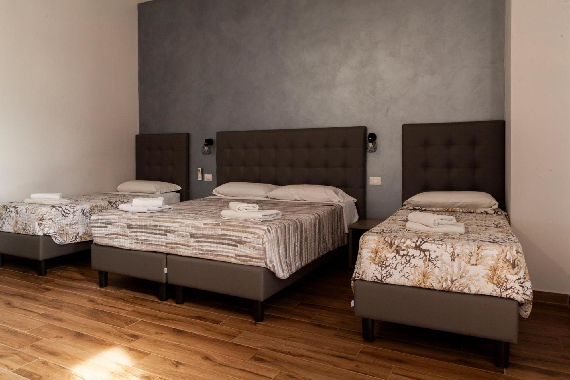 Angi Home Рим Екстер'єр фото